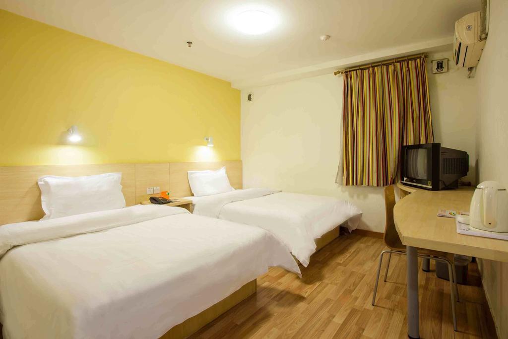 7Days Inn Jiangmen Peng Jiang Qiao North Szoba fotó
