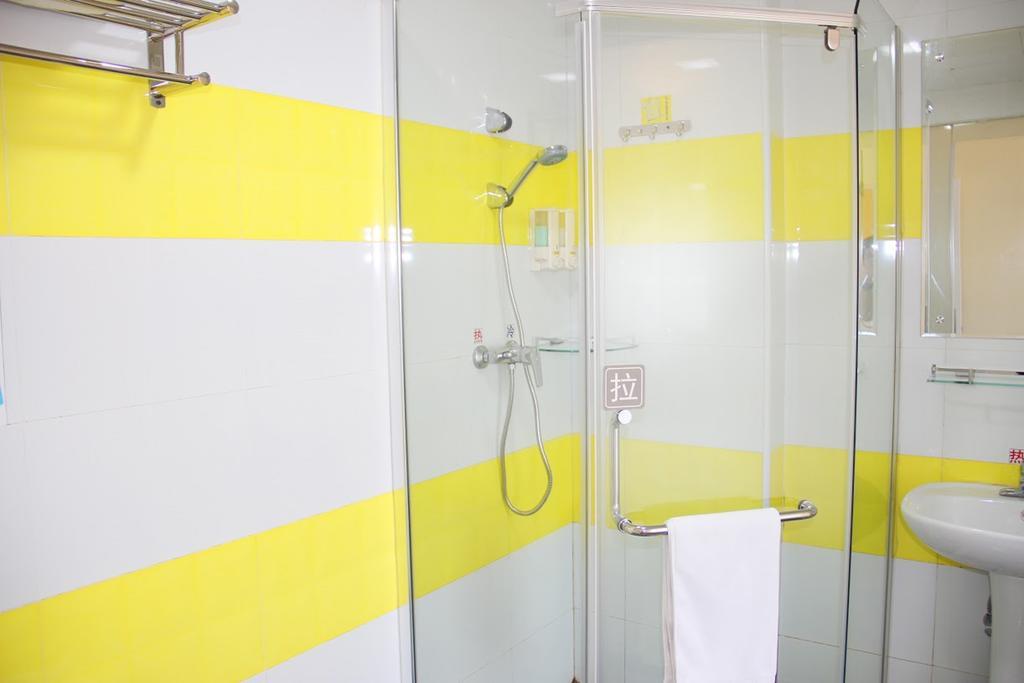 7Days Inn Jiangmen Peng Jiang Qiao North Kültér fotó