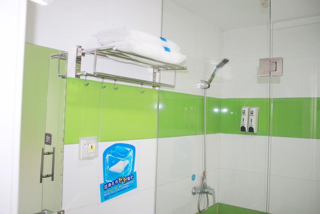 7Days Inn Jiangmen Peng Jiang Qiao North Kültér fotó