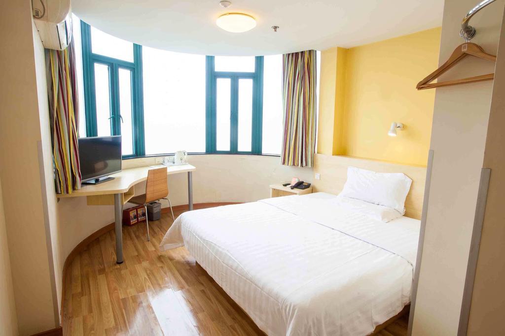 7Days Inn Jiangmen Peng Jiang Qiao North Szoba fotó