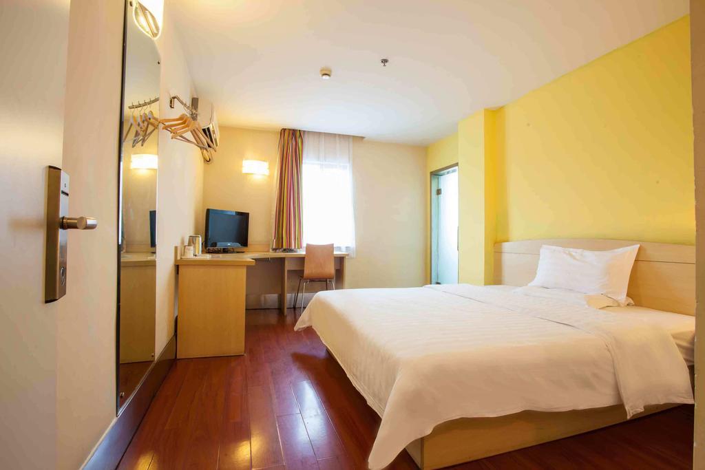 7Days Inn Jiangmen Peng Jiang Qiao North Szoba fotó