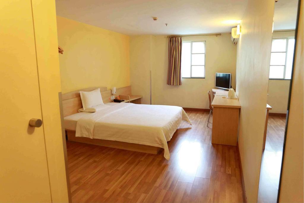 7Days Inn Jiangmen Peng Jiang Qiao North Szoba fotó